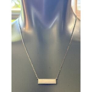 NWT 17 Inch 18K White Gold Plated Over Brass Drusy Icy White Bar Necklace